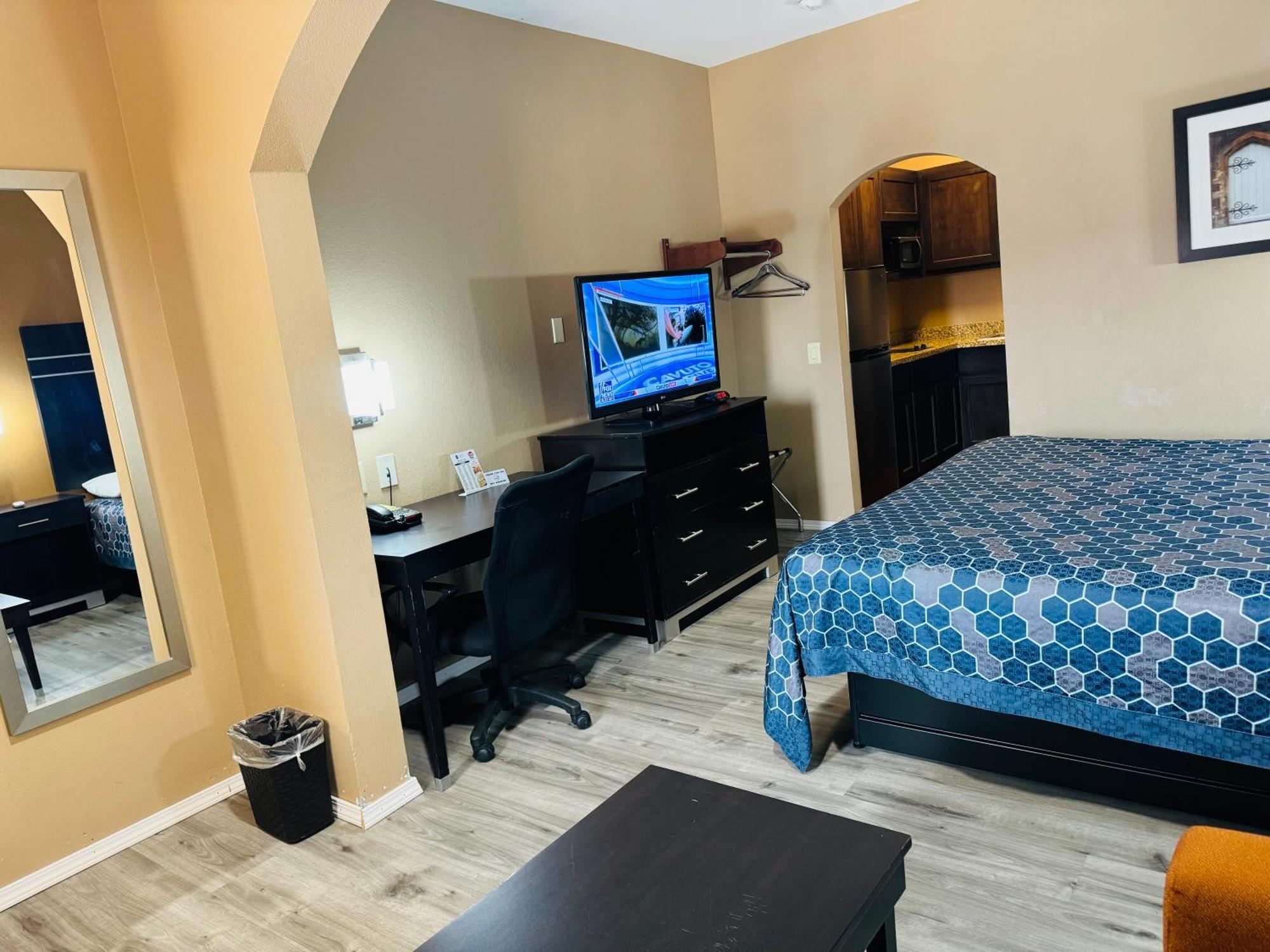 Floresville Executive Inn & Suites المظهر الخارجي الصورة